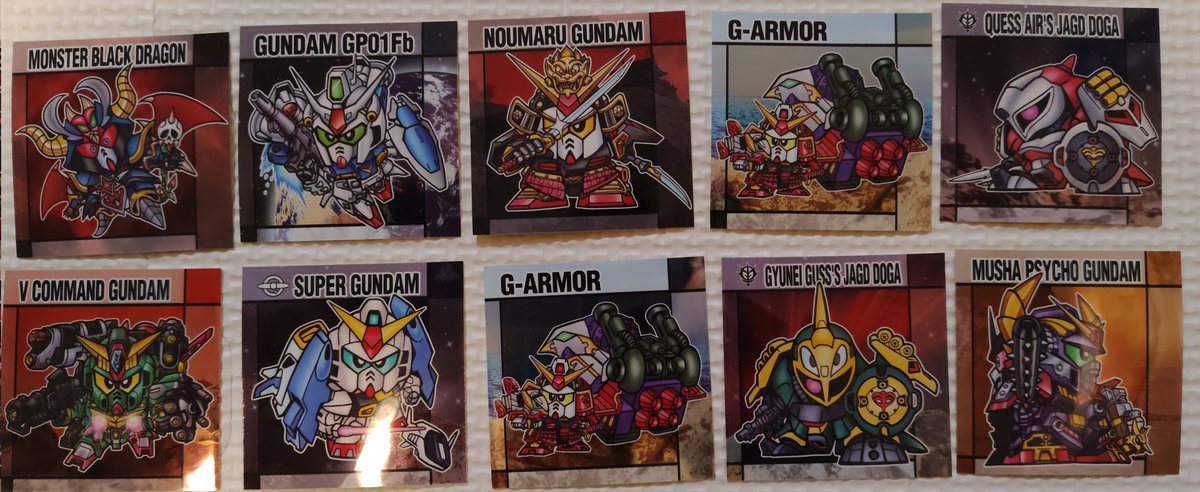 R_BTTF's tweet photo. プレバンより届いた元祖SDガンダムスナックⅡ
40個開封の結果
最後に開けた4箱目がほぼダブりだった上にキラが1枚もないハズレ箱チクショウ https://t.co/kUFlAOAWyl