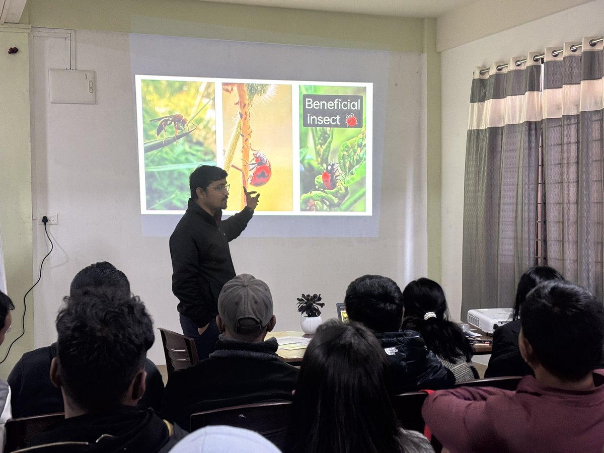 CIPMCMEG's tweet photo. On the 27th in Shillong, CIPMC officials served as resource persons, providing training to field trainers of IORA Ecological Solutions on IPM &amp; NPSS App to enable them to train farmers in their regions. Dr. Devaraja K. P. delivered a lecture on IPM, followed by an IPM exhibition. https://t.co/tYUdaWuKcF