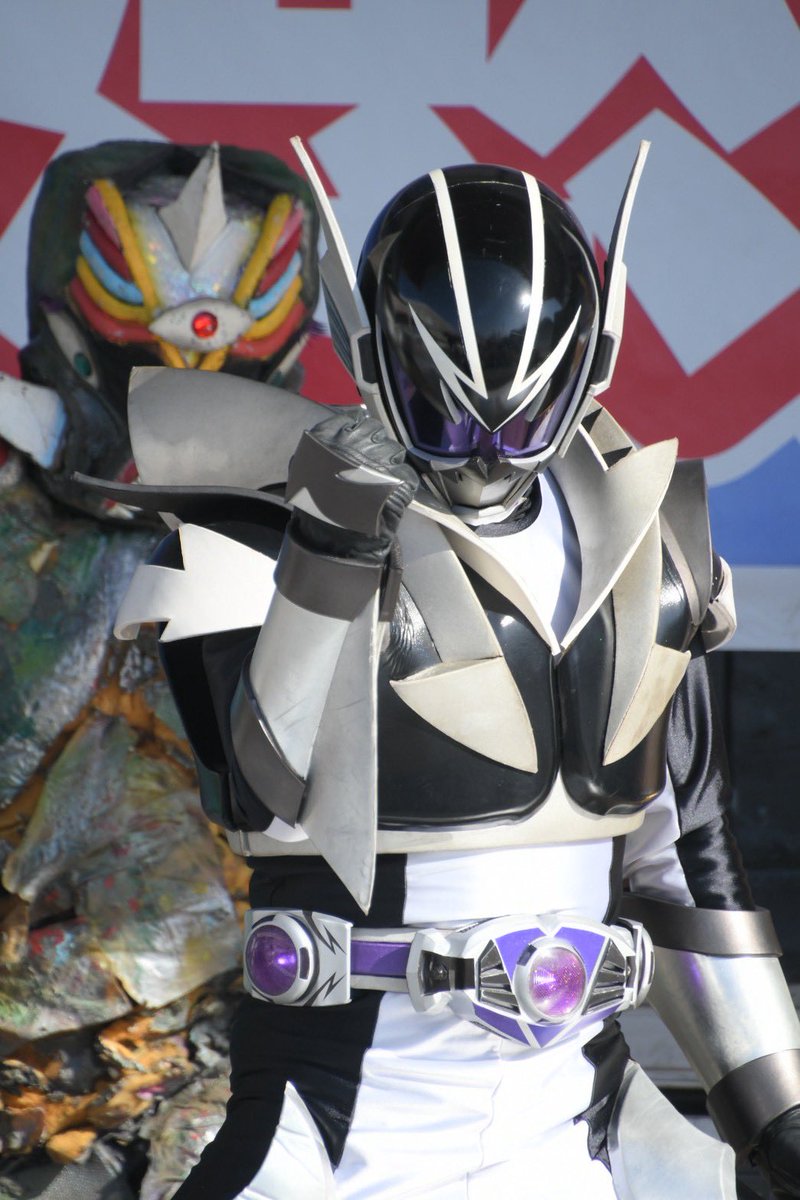 ibaliger_black's tweet image. パンダ居なくなったら⁉️
俺様⁉️
上野動物園に行っても良いよ‼️
#パンダ