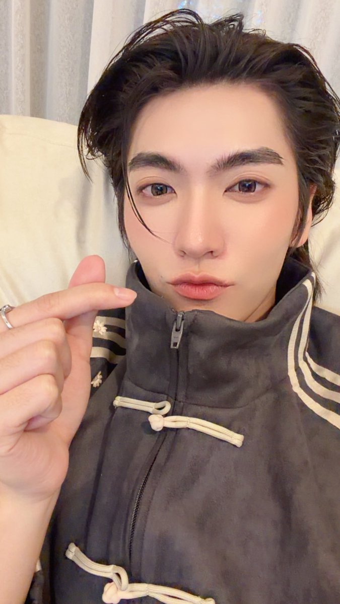 Bossckm_'s tweet image. ขอบคุณทุกๆคนมากเลยนะครับทั้งทีมหน้างานและทีมหน้าจอเลยยยย ❤️❤️❤️