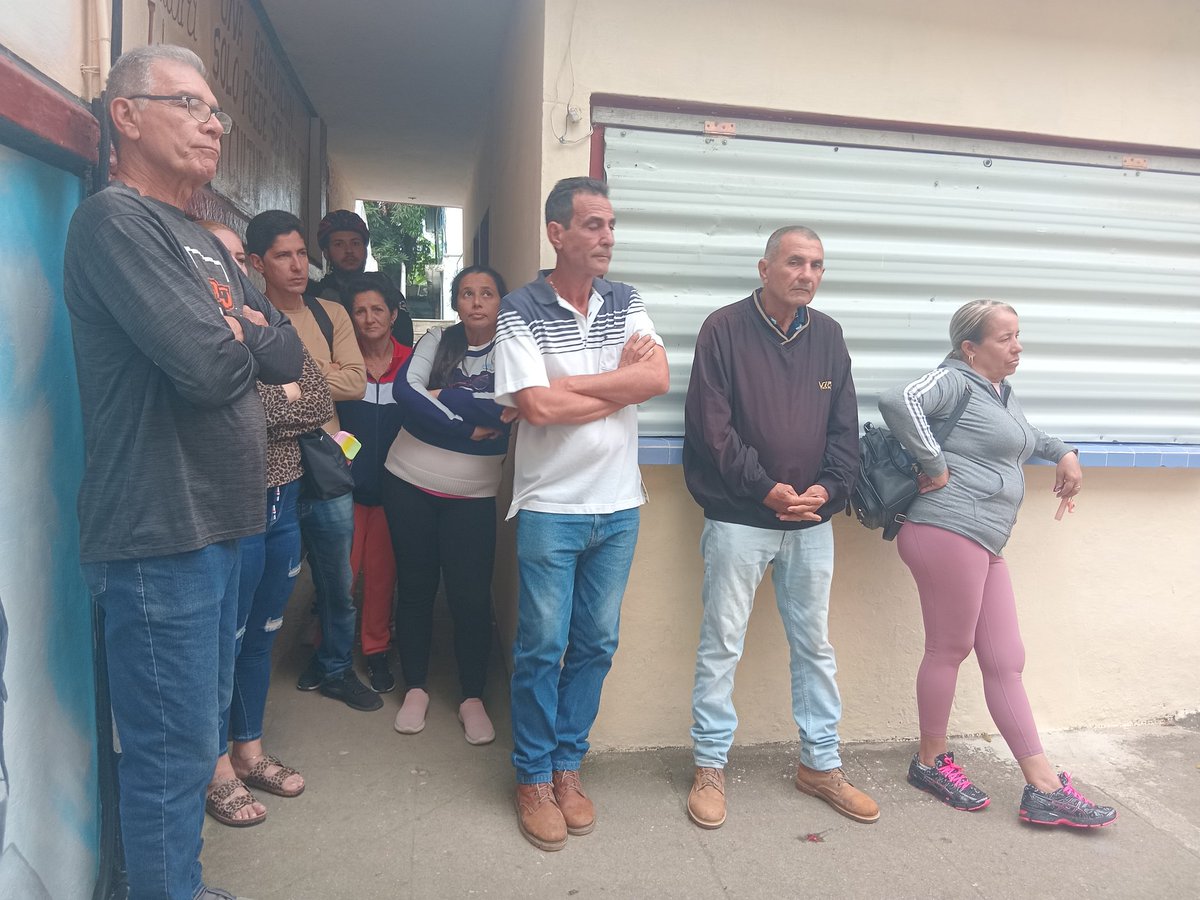 Se desarrolla en la casa d Gobierno  #Cabaiguán,  matutino espexial en saludo al 87 aniversario d la CTC #100AñosConFidel #SanctiSpíritusEnMarcha <a href="/AlexisLorente74/">Alexis Lorente Jiménez</a> <a href="/BeatonNunez/">Alberto Beaton Nuñez</a> <a href="/DeivyPrezMartn1/">Deivy Pérez Martín</a> <a href="/DiazCanelB/">Miguel Díaz-Canel Bermúdez</a> <a href="/DrRobertoMOjeda/">Dr. Roberto Morales Ojeda</a> <a href="/LaritzaCon11073/">Laritza Concepción</a> <a href="/MMarreroCruz/">Manuel Marrero Cruz</a> <a href="/CancioYule59529/">Yuleisy Cancio</a> <a href="/amppcab/">AsambleaCabaiguán</a>