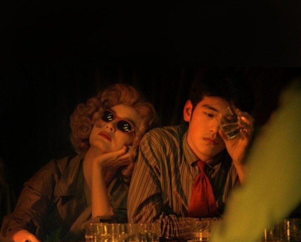 pidoelsilencio's tweet photo. todas las chicas y chicos nostálgicos así esperando al 26 de febrero para ver Blossoms Shangai de Wong Kar Wai https://t.co/eO9Cc8fMvn