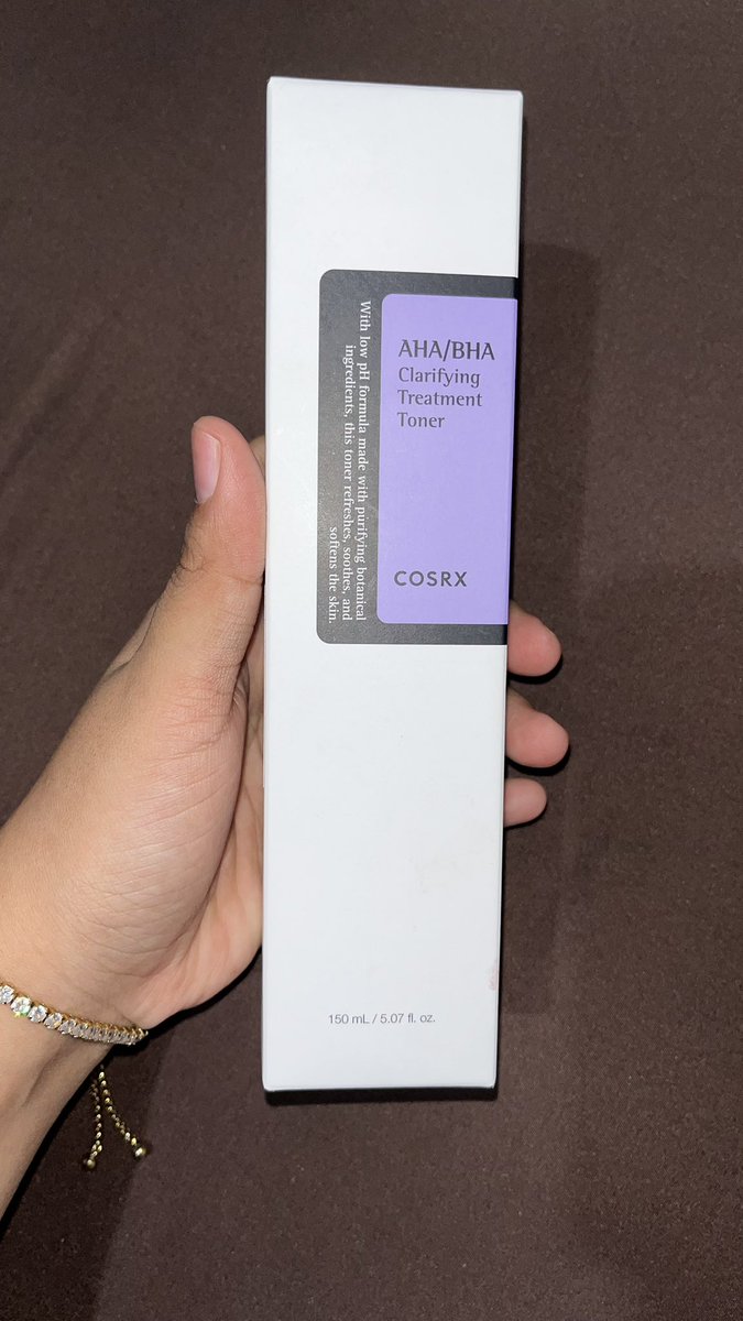hndryjhx_'s tweet image. Saatnya say good bye to kulit kusam dan Komedo🙂‍↔️

Rahasianya iniii

Aku rajin pakai COSRX AHA/BHA Clarifying Treatment Toner😻😻😻😻