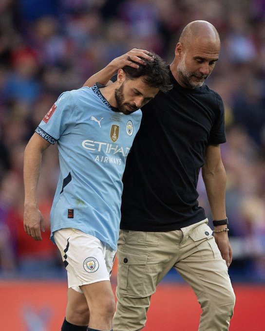 بيب غوارديولا عن برناردو سيلفا: لم يُصاب أبدًا.. لا يحتاج لتدليك.. يمتلك جينات مذهلة 