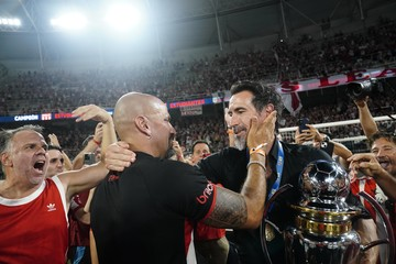 escueladelbidon's tweet photo. Allá vamos. Con los que cumplen con su palabra. Con los que no te rompen el vestuario. Con los que te dicen "estoy en el lugar que quiero estar". Los que aman al club. Se viene a dar sin esperar nada a cambio https://t.co/Oav2Dr4njc