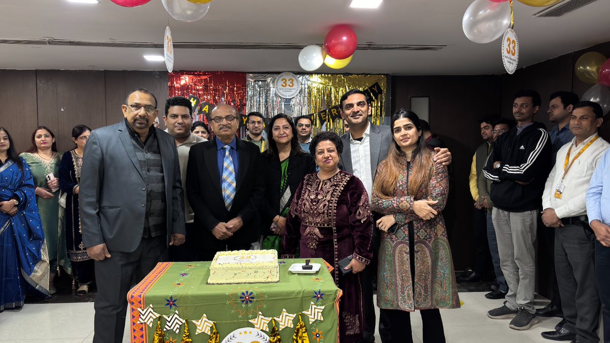 CityXrayClinic's tweet image. ✨ Celebrating 33 𝐘𝐞𝐚𝐫𝐬 𝐨𝐟 𝐓𝐫𝐮𝐬𝐭 &amp;amp; 𝐃𝐢𝐚𝐠𝐧𝐨𝐬𝐭𝐢𝐜 𝐄𝐱𝐜𝐞𝐥𝐥𝐞𝐧𝐜𝐞 ✨  
A beautiful glimpse from the 33rd #AnniversaryCelebration of #Cityxray — proud of our journey, grateful for your trust, and committed to care. 🎉🩺  

 #33YearsOfExcellence