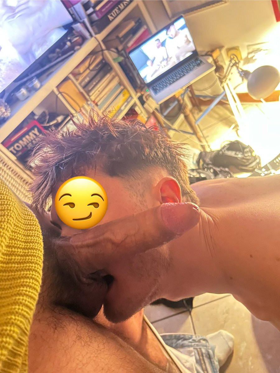 flyhalf_'s tweet photo. Gli piaceva a quanto pare ..😎🍆

@TheBlowers https://t.co/mnrbtQp6u0