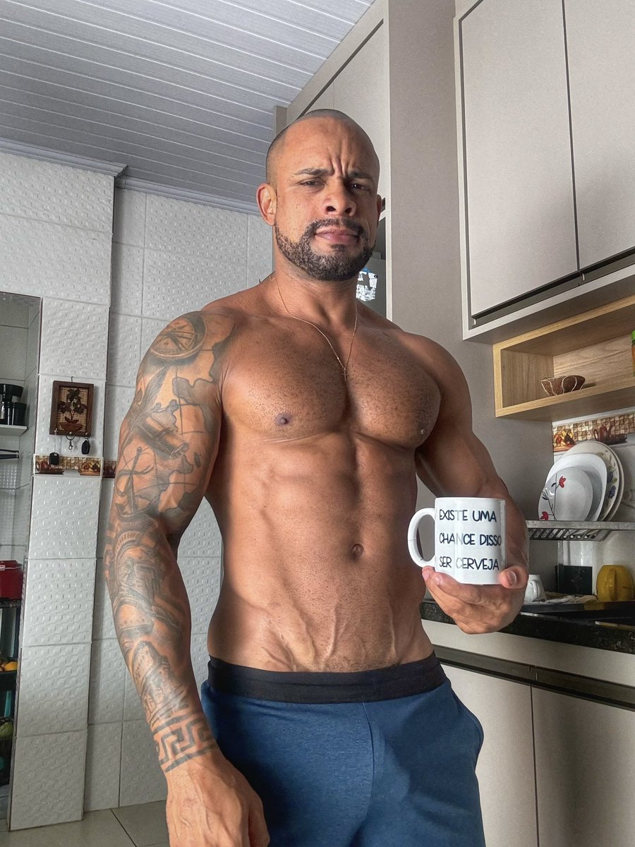 Igor Adorno tweet media