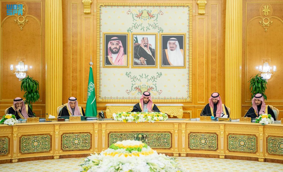 سمو #ولي_العهد يُطلع #مجلس_الوزراء على مضمون الرسالة التي تلقاها من جلالة الملك حمد بن عيسى آل خليفة ملك مملكة البحرين، وتتصل بالعلاقات الثنائية بين البلدين الشقيقين.
#واس