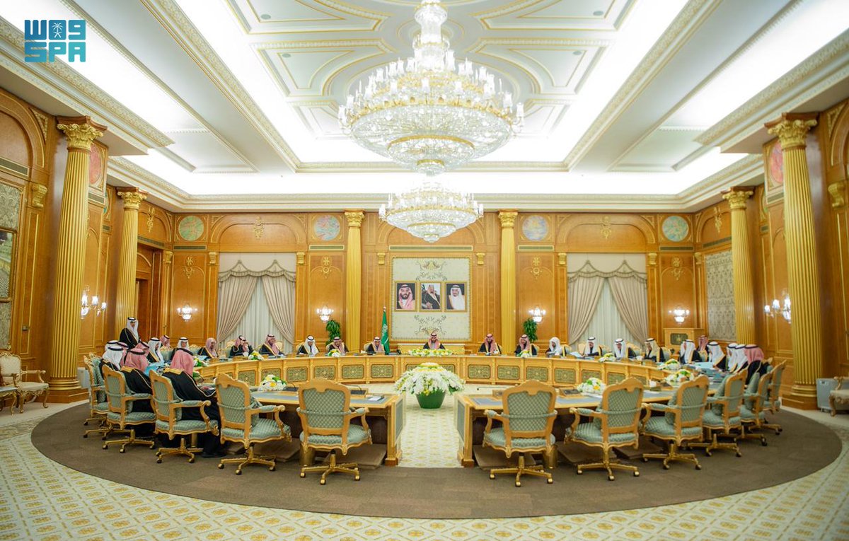 #مجلس_الوزراء يتابع التطورات الراهنة على الساحتين الإقليمية والدولية، ويُجدّد التزام المملكة العربية السعودية بدعم مهمة مجلس السلام في #غزة بوصفه هيئة انتقالية لإنهاء النزاع في القطاع وإعادة التعمير؛ بما يُمهد لتحقيق الأمن والاستقرار لدول المنطقة وشعوبها.
#واس