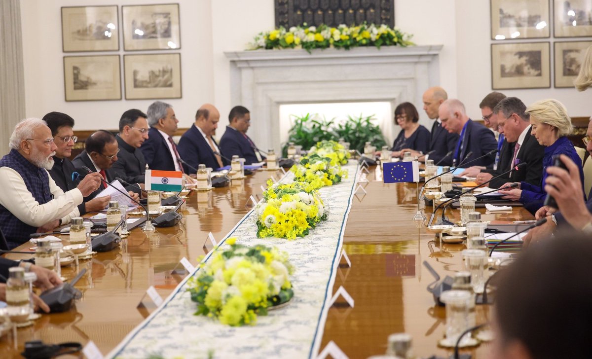 Narendra Modi tweet media