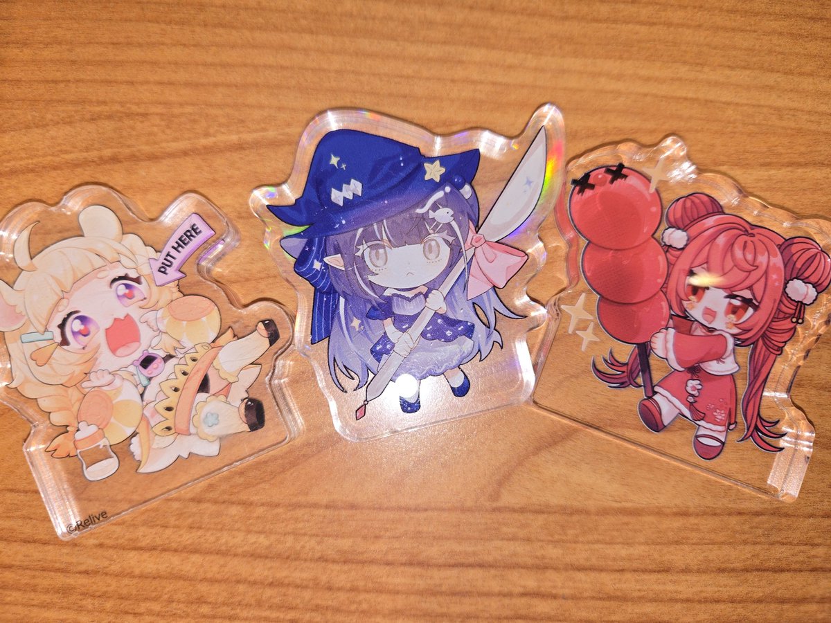 忘記發了
耶✌️✌️有屁股聞還有飯可以吃

好耶

雖然我不會開藏壽司的蓋子
但是 耶 好耶✌️