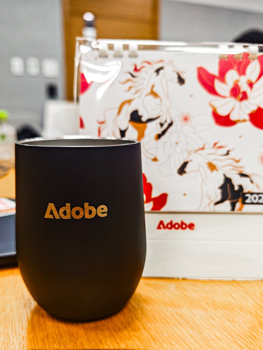 すぎそん｜デザイナー tweet media