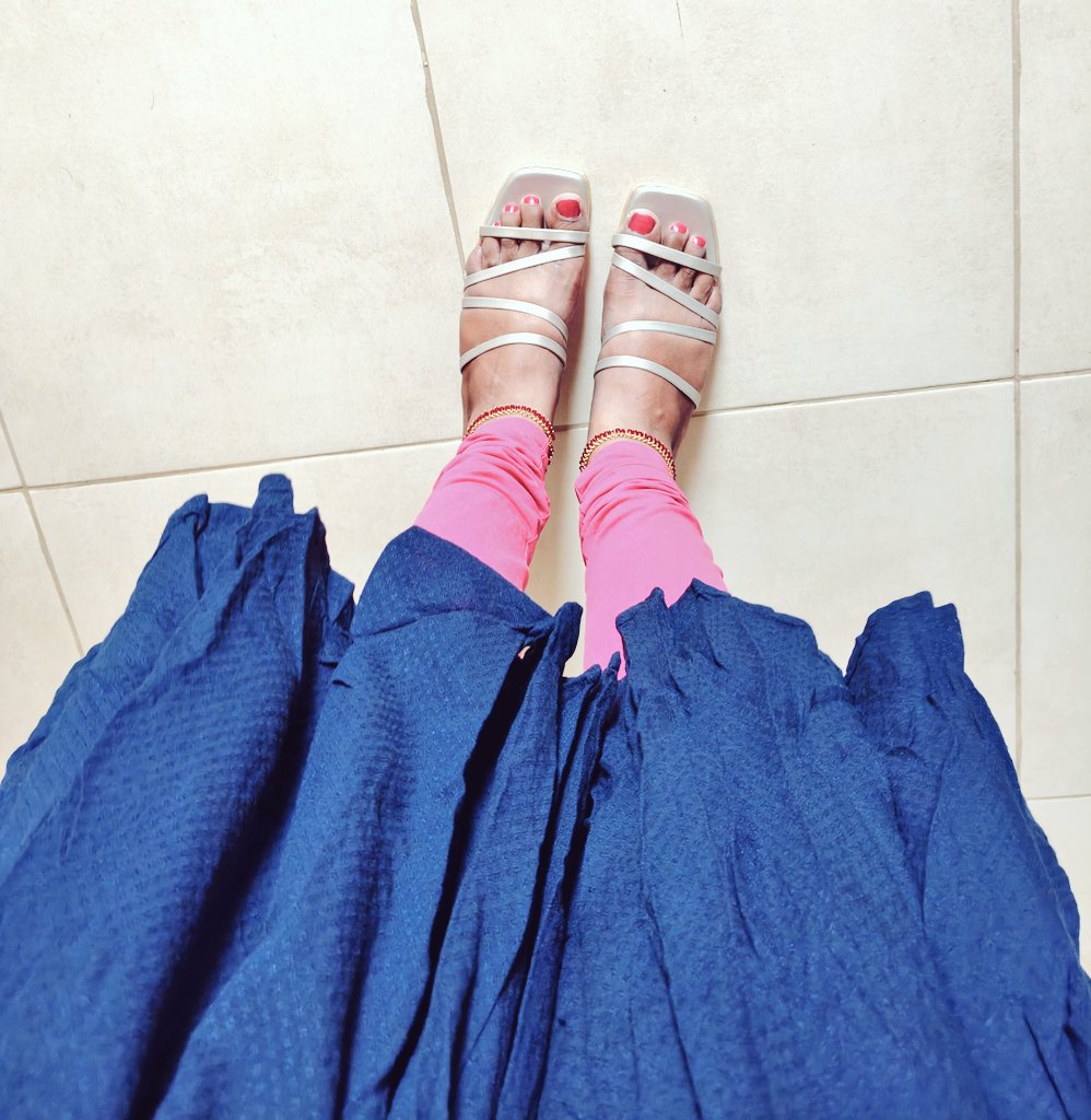 Sheelucrossy's tweet photo. Obsessed with the #nailpaint and #highheels always. In all birth. ☺️👠 https://t.co/Rejv0OPqTx