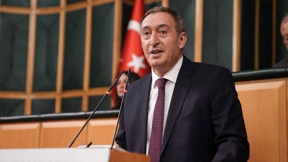 durbunhaber's tweet image. DEM'li Tuncer Bakırhan: 

"25 milyon Kürt'ün yaşadığı Türkiye, Suriye'deki Kürtlere sınır kapısını açmalı."