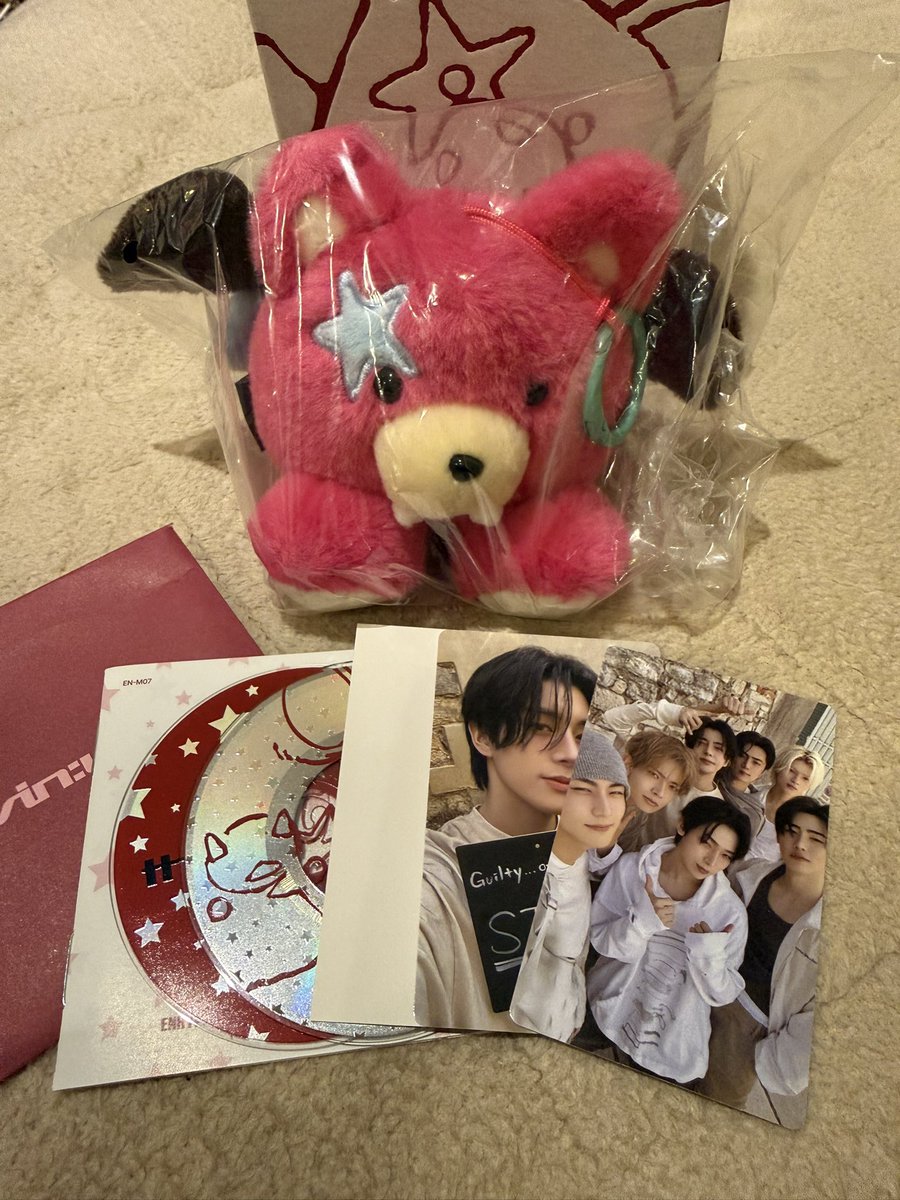 ENHYPEN 交換 THE SIN: VANISH ボイスキーリング （Voice Keyring ver.) ぬいぐるみ トレカ 譲） ニキ 求）  ソヌ 郵送交換または横浜駅手渡し希望です！ お気軽にお声掛けください🙇‍♂️ ENHYPEN ボイスキーリング ニキ ぬいぐるみ