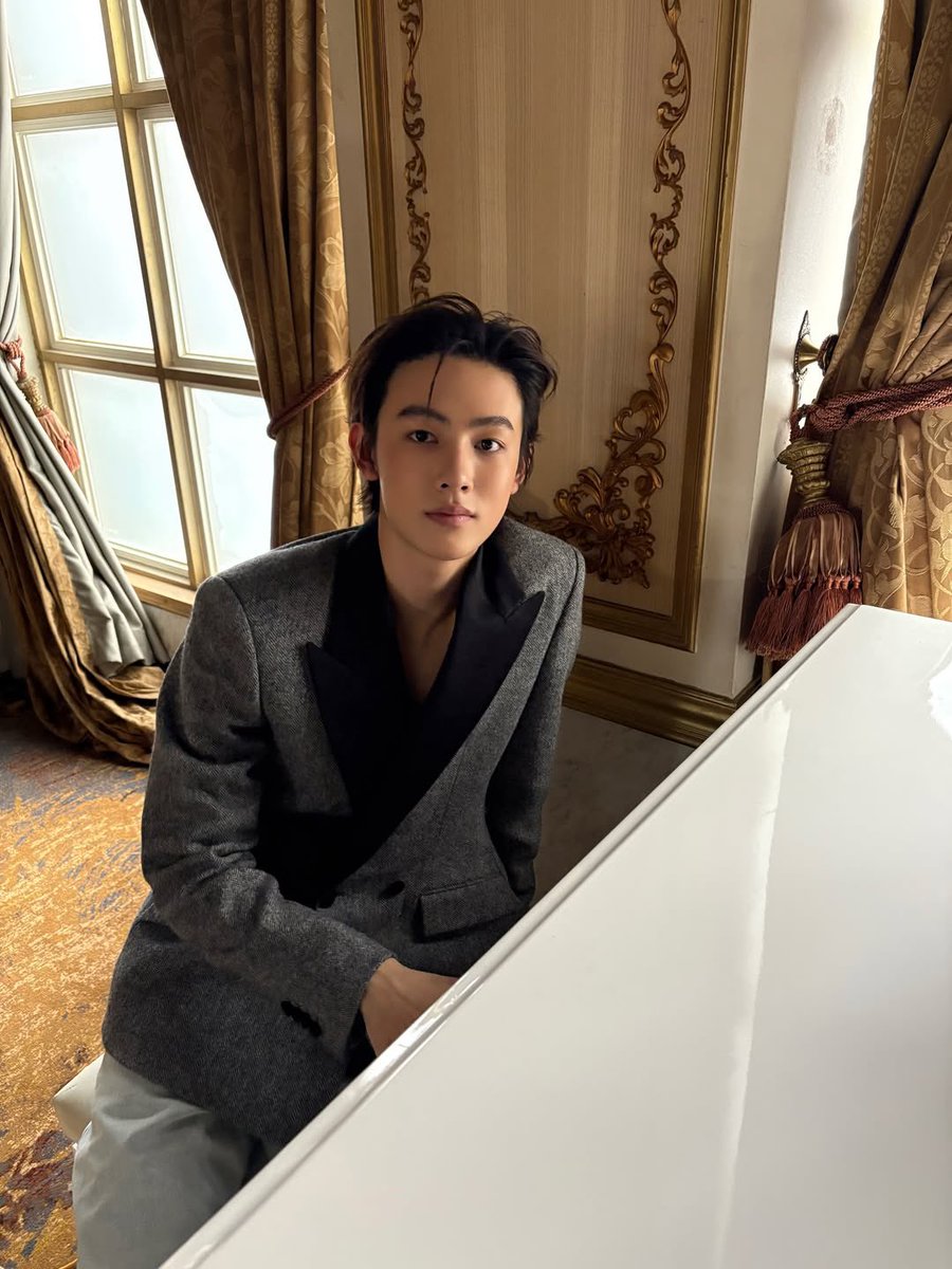 these pictures are so prince