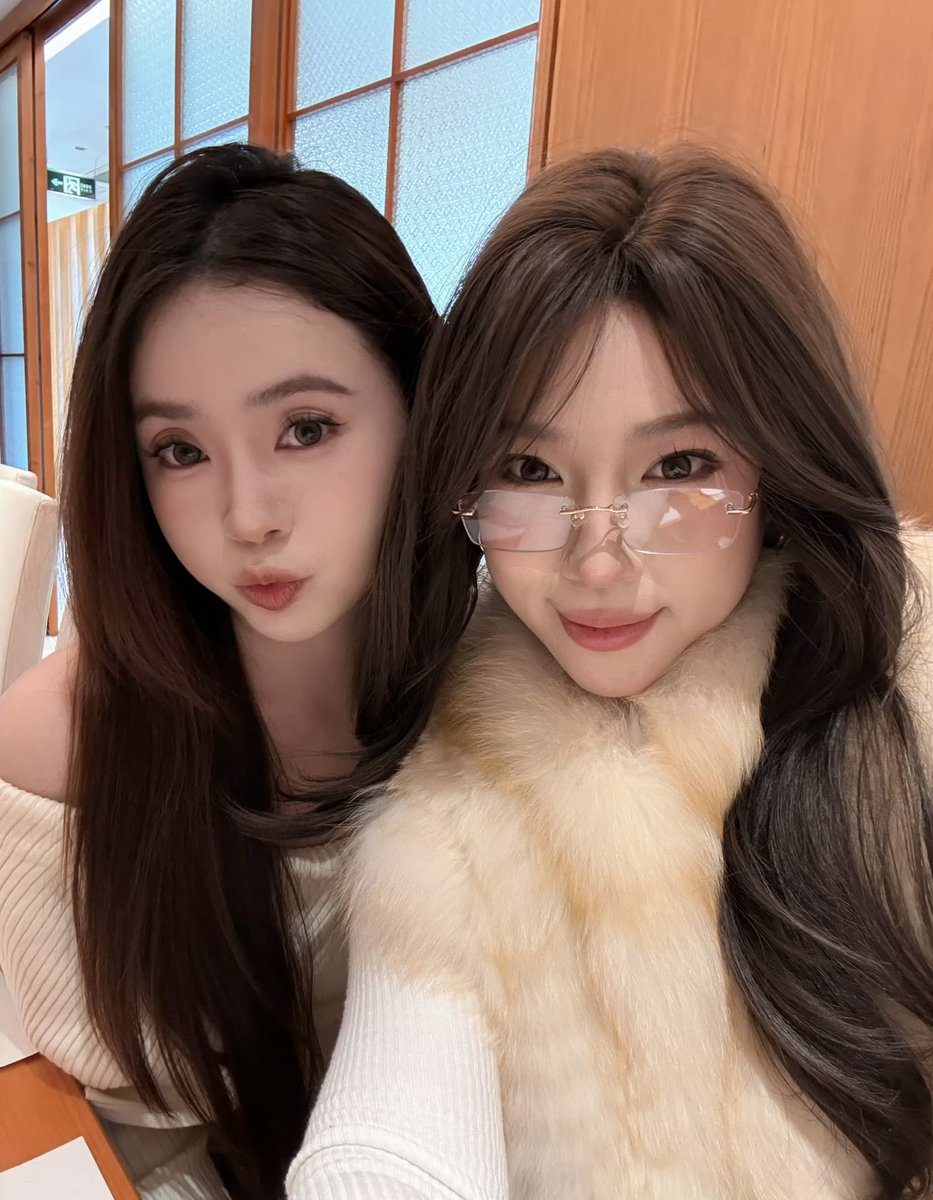 AmayEoo's tweet photo. 难得的聚餐💗 https://t.co/UPtKeTU8DO