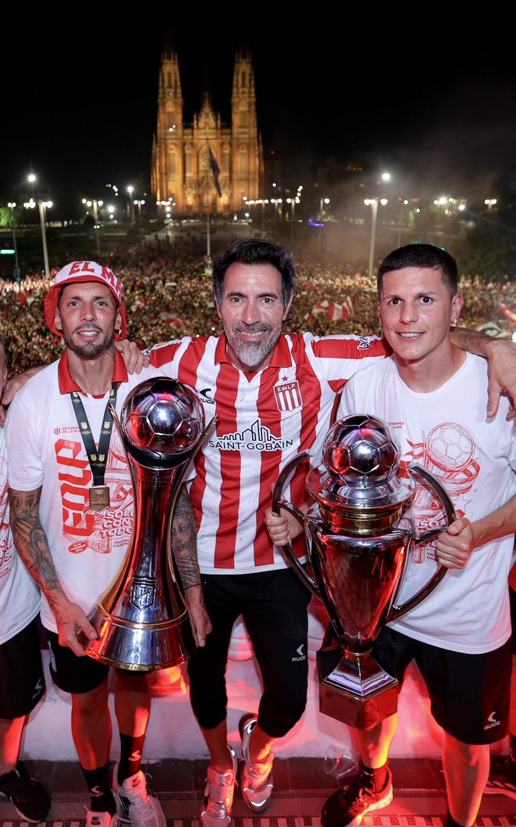 Gracias Ascacibar

Sí vos pateabas algún penal contra Racing no ganabamos estás dos copas.
