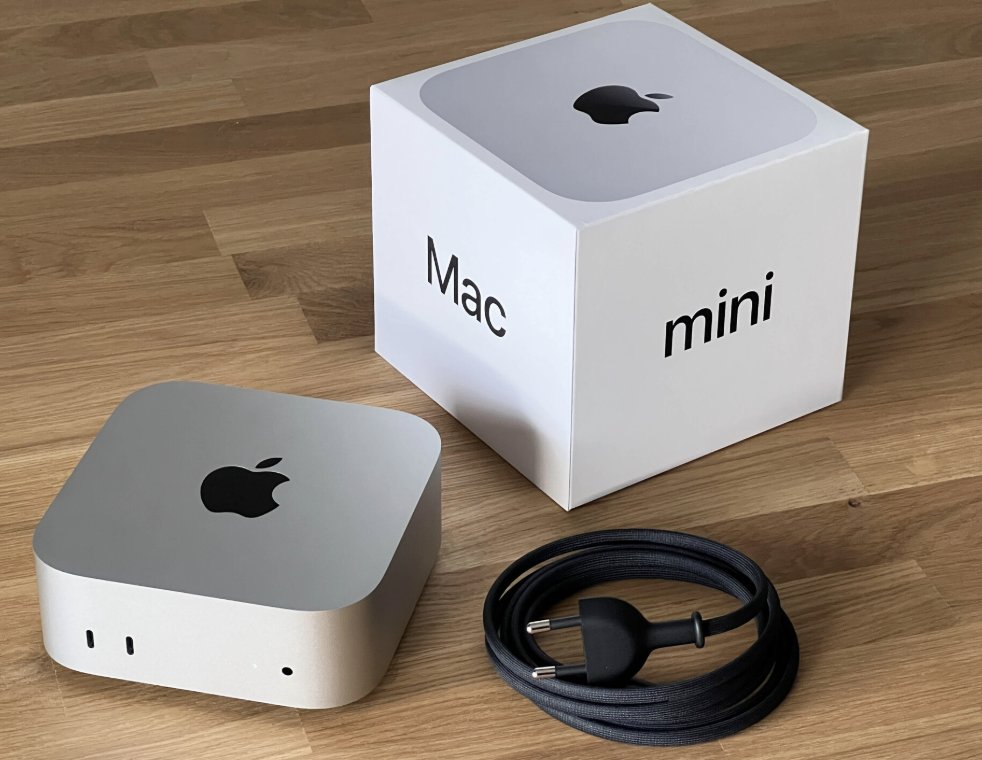 Yesterday I set up an AI agent on my mac mini.

Told it to "fix the Buffalo Bills" and by the time I woke up it had:

- hired Grand Udinski as Head Coach
- coached Keon Coleman to become an all-pro
- traded up to draft Makai Lemon
- signed 3 all-pro pass rushers
- scheduled a