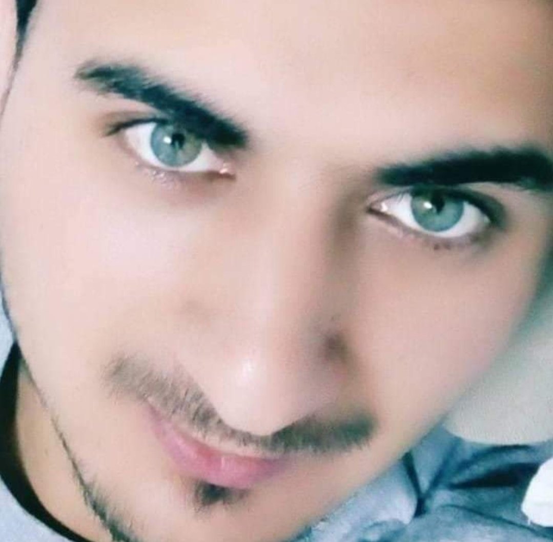 lshyn167481's tweet photo. طب أهوه https://t.co/elb0uZclHe