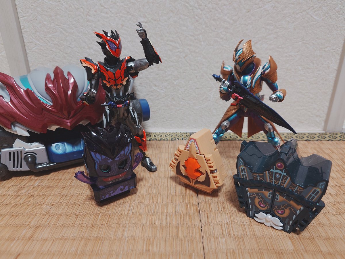 アンダースーツだけで見たら実質この画像は劇場版仮面ライダーガヴ
お菓子の家の侵略者