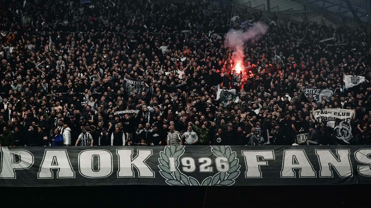 PAOK : Sept personnes sont mortes, aujourd'hui, dans l'accident en Roumanie, d'un minibus transportant dix #supporters du #PAOK, qui se rendaient à #Lyon pour le match contre l'#OL de ce jeudi. 3 autres sont blessées, dont une grièvement #ΠΑΟΚ #OLPAOK "Requiescat In Pace"