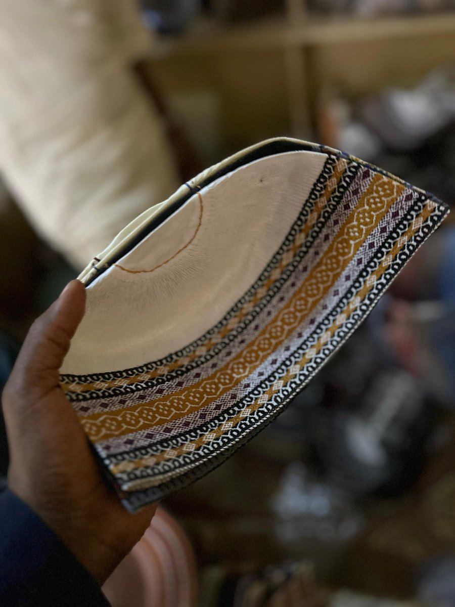 TweetsbyAzeez's tweet image. ATIKU CAPS AVAILABLE IN ALL SIZES🔥🎊

🏷️:12K EACH

📍KANO,NIGERIA 

☎️:08148663410

DELIVERY NATIONWIDE | 🗳️☑️
wa.me/23408148663410