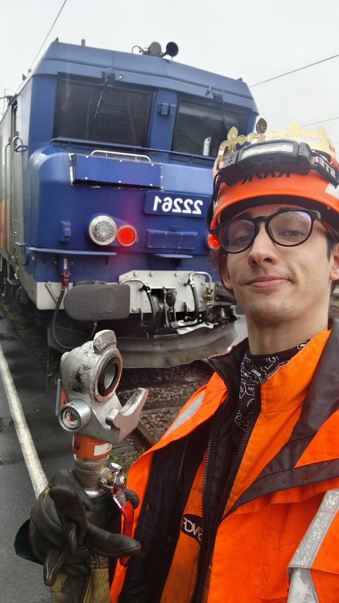 Appy ! 🏳️🌈🍺🐾 tweet media