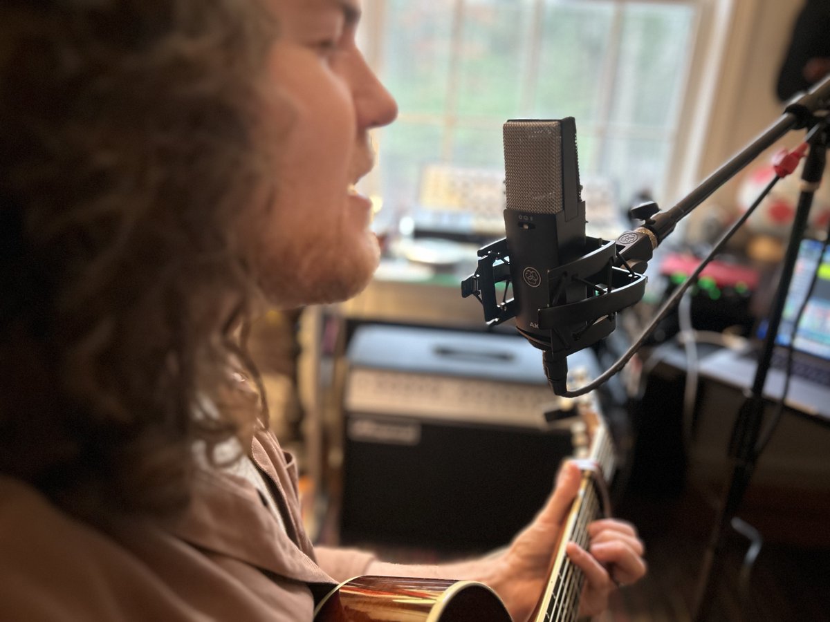 Performer Magazine tweet media