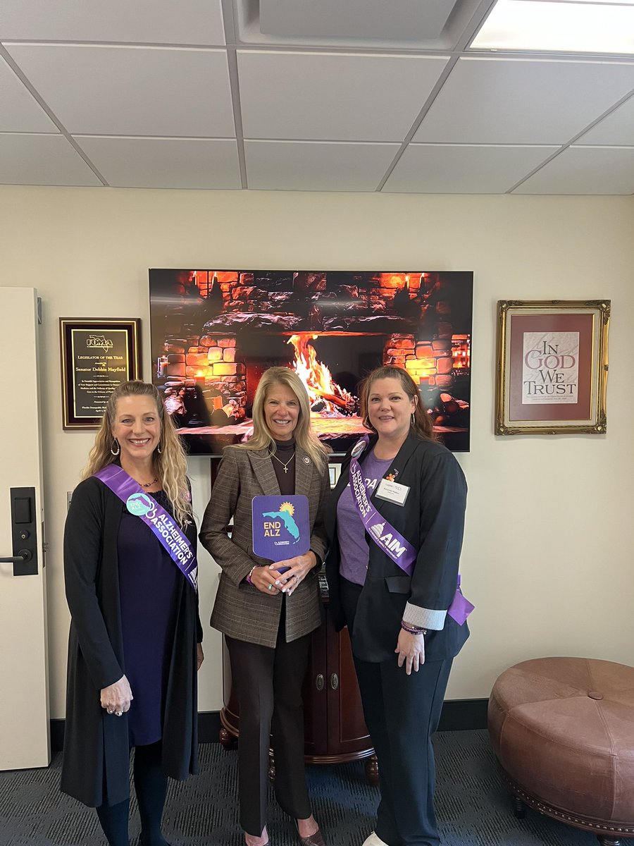 I was happy to meet with constituents from the Alzheimer's Association of Florida today! Thank you for all that you do!