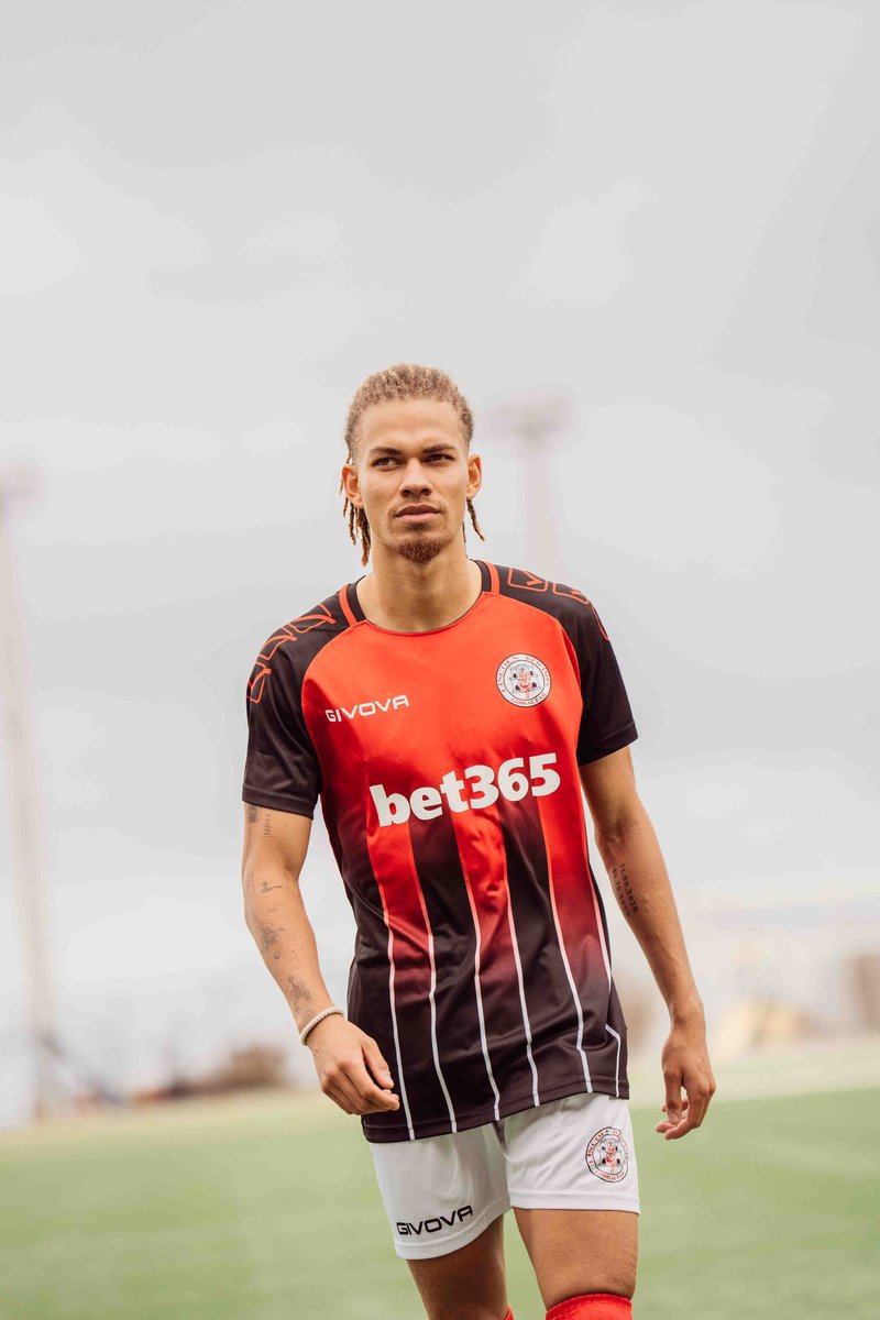 LincolnRedImps's tweet photo. ✍️ Lincoln Red Imps are delighted to announce the signing of Julliani Eersteling from Europa Point.

💪 The 24-year-old defender is a product of Sparta Rotterdam’s academy and has gone on to represent Go Ahead Eagles and FC Utrecht.

#LRIFC https://t.co/dkmSGL13Fz