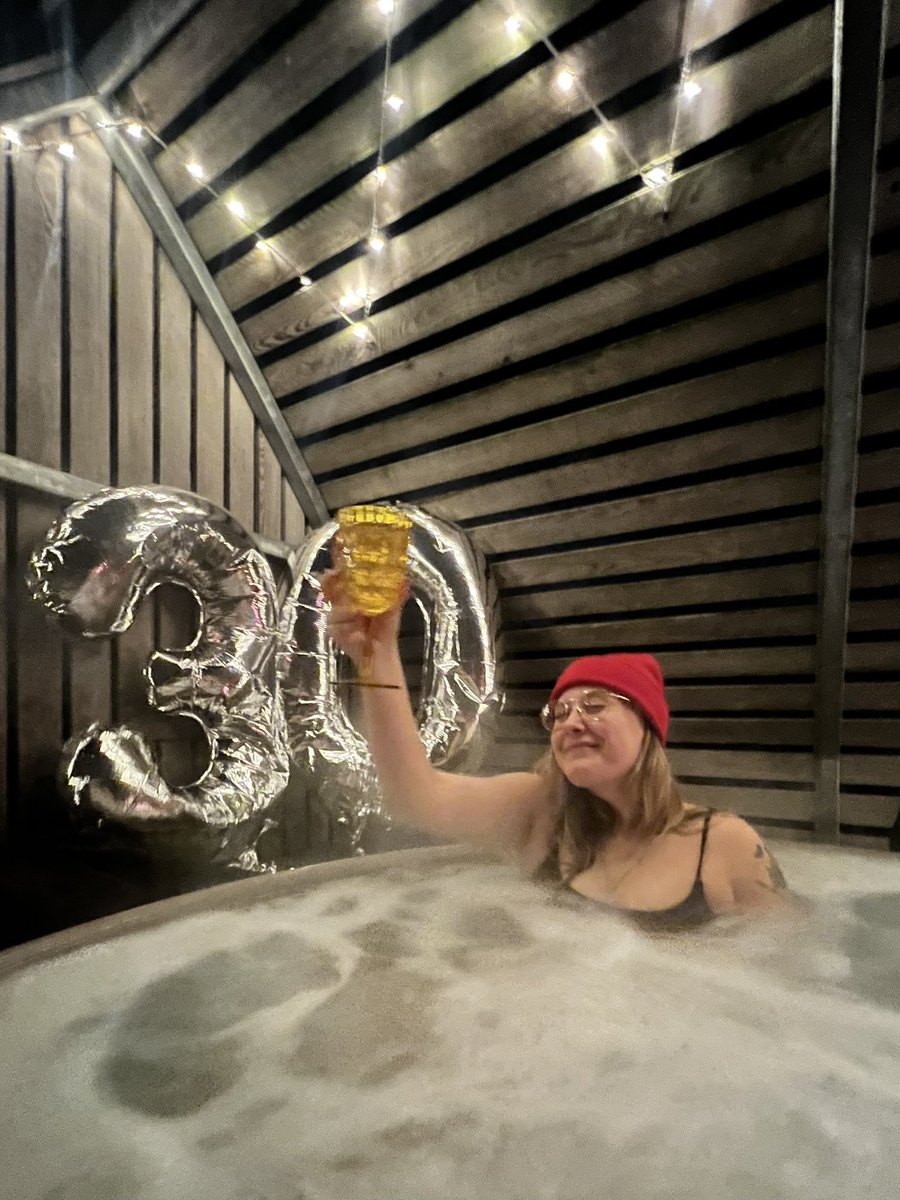 Bethany 🌈 tweet media