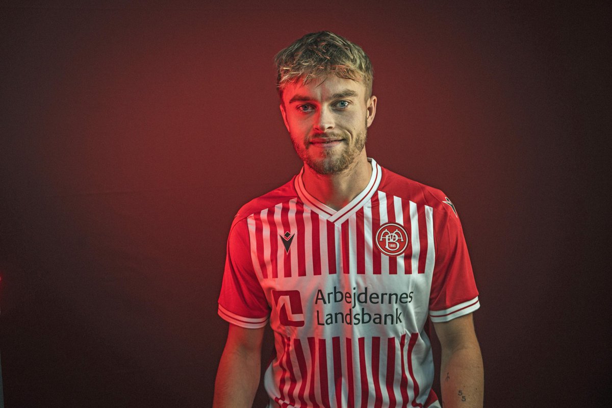 ripodsten's tweet image. AaB har fået den spiller, som stod øverst på deres ønskeseddel i dette vindue, og det udløser selvfølgelig en breaking-udsendelse. Den anden omgang Ripodsten på mindre end 24 timer ligger klar i nordjyskes app. nordjyske.dk/app-download