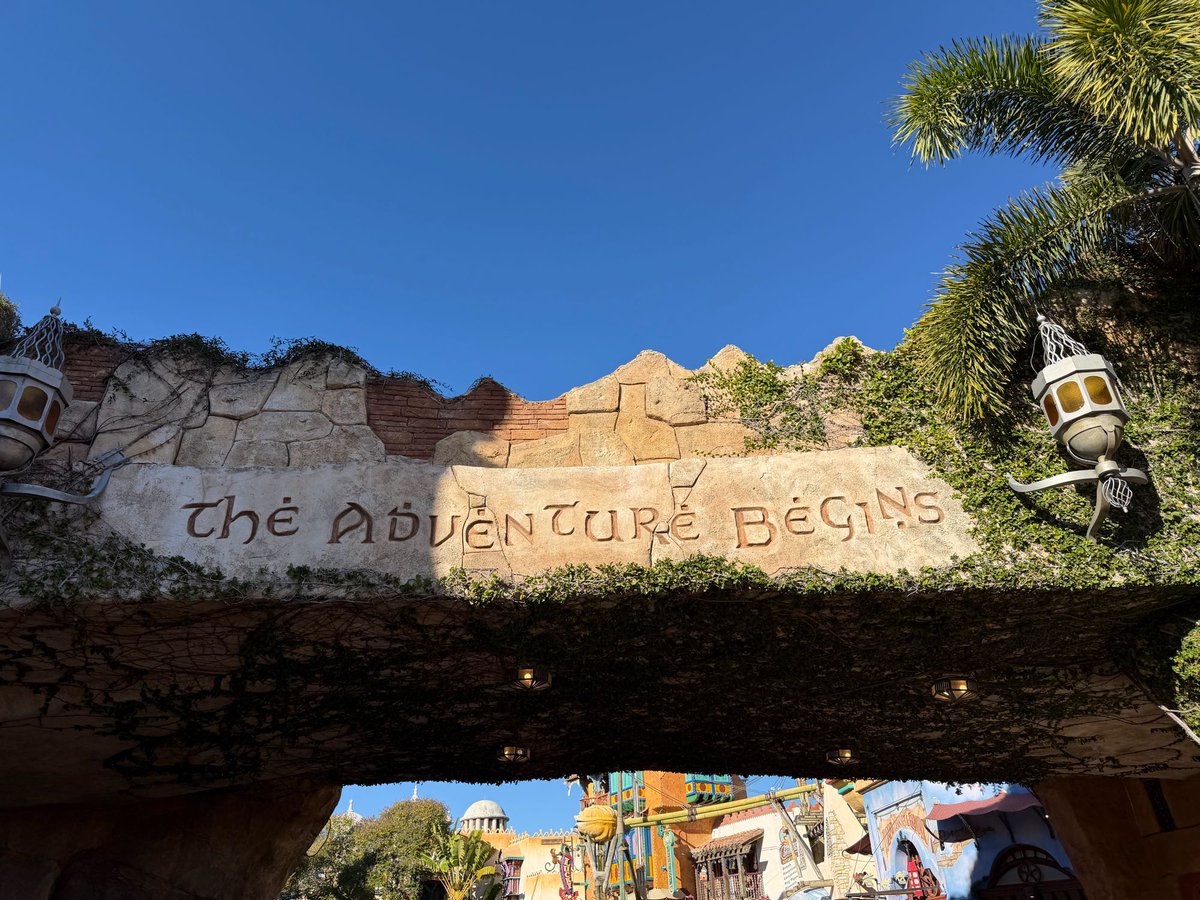 insideuniversal's tweet image. Good morning! @UniversalORL