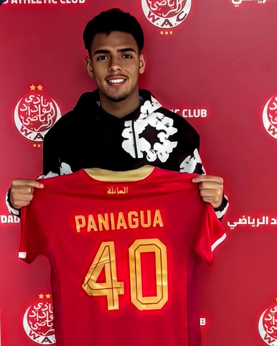 Moisés Paniagua jugará con la casaca número 40 en su nuevo equipo el Wydad Casablanca de Marruecos.