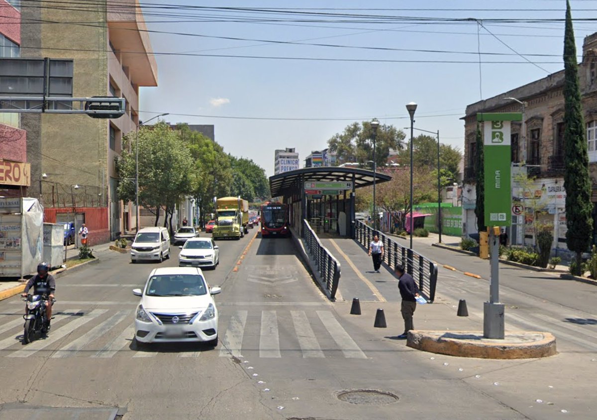 mexdeayer's tweet photo. Trabajos para la ampliación de la Calle de Guerrero, donde se tuvieron que demoler varios inmuebles, el panorama ya es diferente hoy en día. Década de los 70.
https://t.co/OmHLjBMEAc
#CDMX #nostalgia #retro #vintage #UnDiaComoHoy
#clasico #recuerdos #decada #México https://t.co/16J4AYiHje