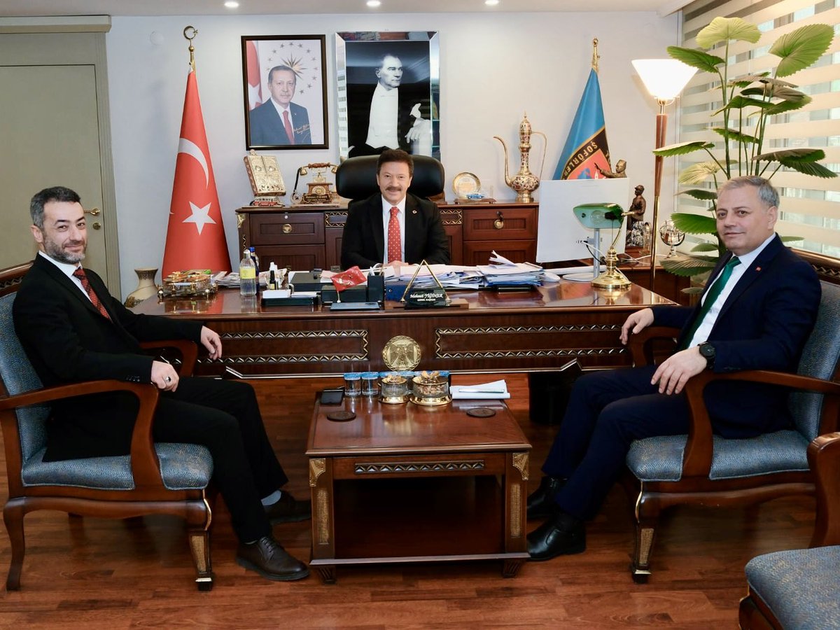 MehmetYiginer's tweet image. Bursa Bakkallar Odası Başkanımız Muhammed Nuri Örs ve Çubuk Bakkallar ve Bayiler Esnaf Odası Başkanımız Harun Yazıcı’yı TŞOF’ta ağırladık.

Türkiye Bakkallar ve Bayiler Federasyonu için adaylığını açıklayan Muhammed Nuri Örs başkanımızın federasyona bağlı odalarımızın ve…