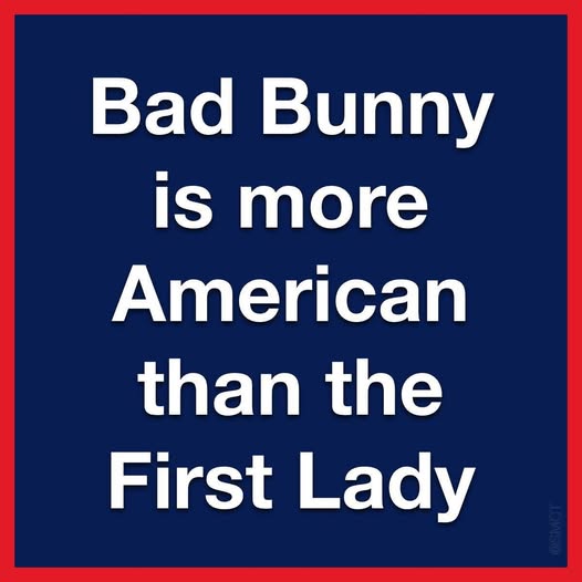 AZ_Brittney's tweet image. Bad Bunny is more American than Melania!!!💯💯💯

Who Agrees??? 🖐️🖐️🖐️