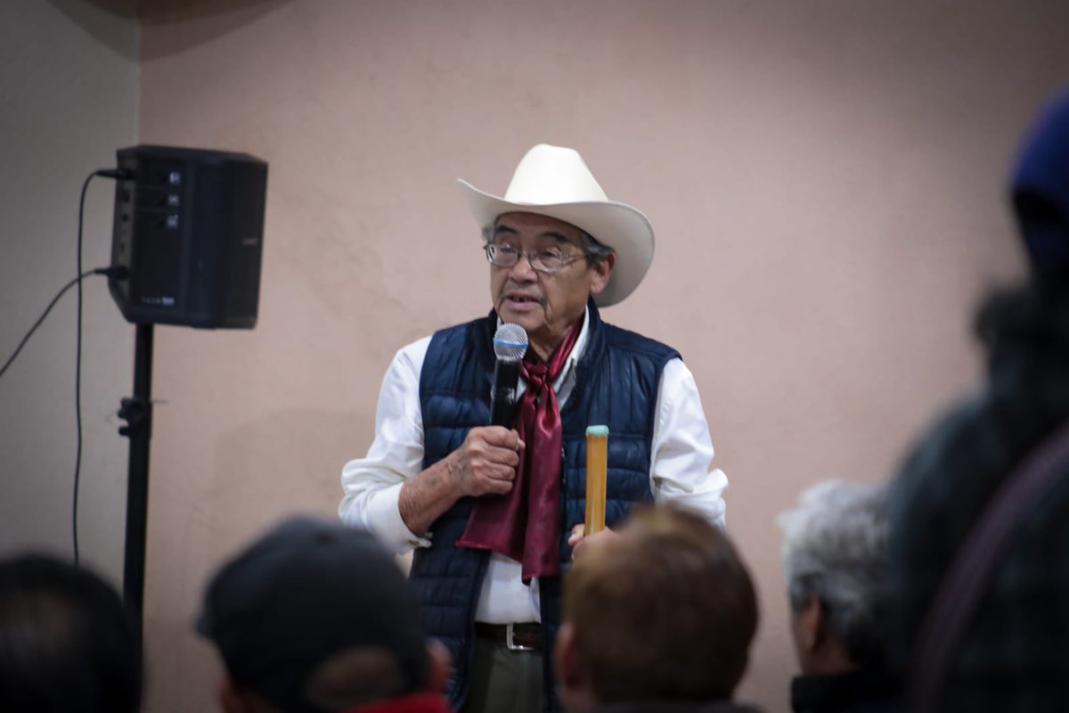 Desde #Pinos refrendamos nuestro compromiso de seguir trabajando por #Zacatecas. Gracias por el recibimiento y las muestras de apoyo que fortalecen la construcción de nuestra agenda legislativa.

¡Juntas y juntos demostramos que el trabajo todo lo vence!