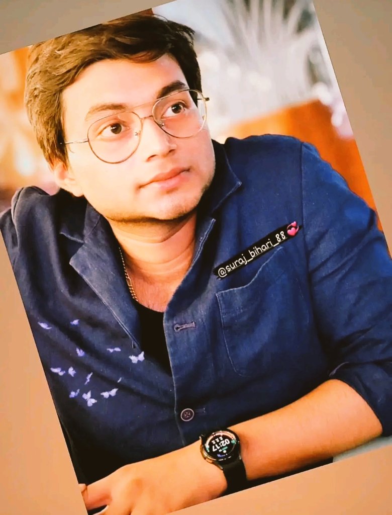 BABULKU74795114's tweet image. बिहार में कानून-व्यवस्था का खुलेआम पतन हो रहा

आज पूर्णियाँ के चर्चित व्यवसायी जवाहर यादव जी के पुत्र सुरज बिहारी का दिनदहाड़े अपराधियों द्वारा गोली Maर #कर #ह तिया कर दिया गया

सवाल है कि बिहार में कौन सा राज चल रहा हैं जो हर दिन अपराधियों के हौसले इतने बुलंद होते जा रहे हैं