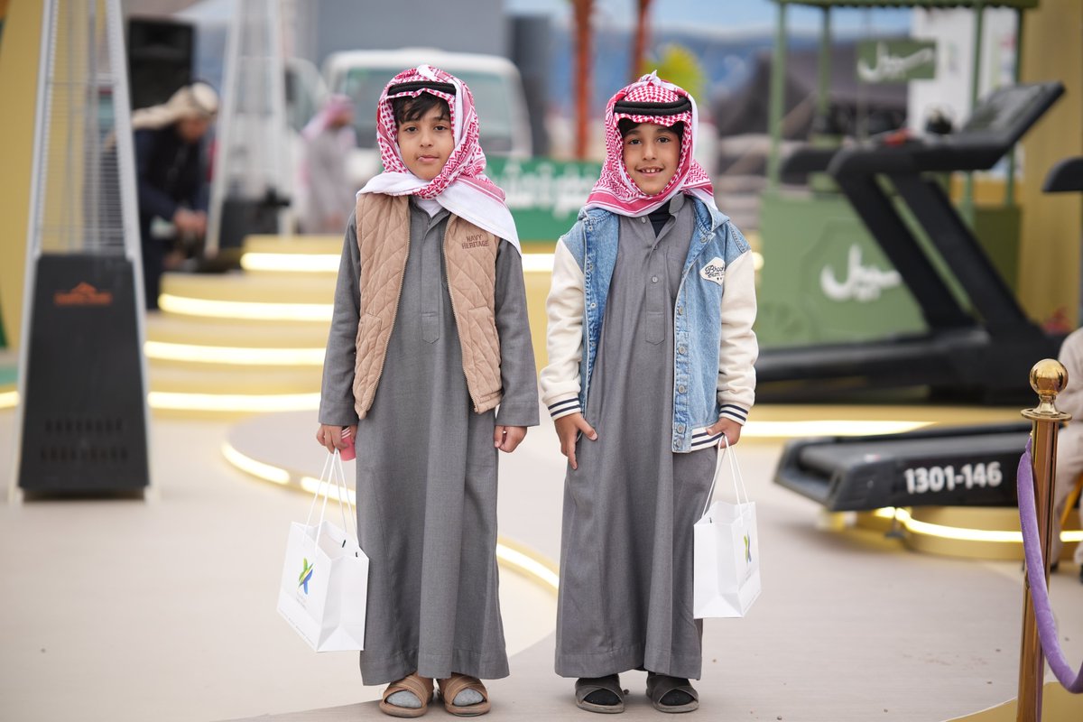 hailhealth's tweet photo. وسط إقبال لافت وتفاعل مميز؛ جناح فرع وزارة الصحة بمنطقة #حائل يستقبل زوار الفعاليات المصاحبة لـ #رالي_باها_حائل_تويوتا_الدولي 2026 🏎️✨
زوارنا يستفيدون من باقة متنوعة من البرامج التوعوية والخدمات الصحية النوعية التي تهدف لتعزيز نمط الحياة الصحي وجودة الحي��ة.

ننتظركم يومياً في جناحنا بمنتزه المغواة 👋📍
📆 |  27 يناير - 01 فبراير
⏱️ | 04:00 م - 09:00 م 

#صحة_حائل #رالي_حائل_2026