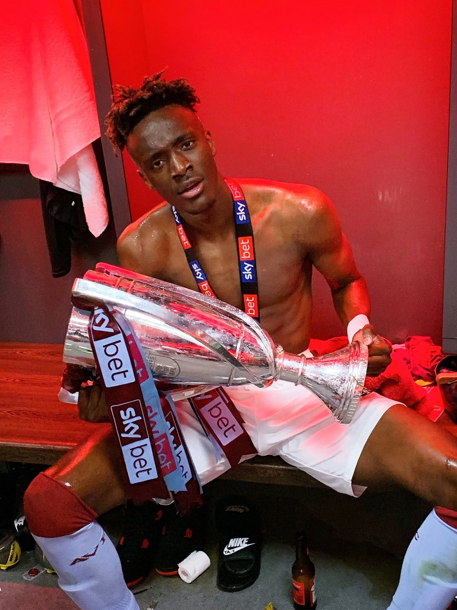 vsrsus's tweet photo. 18/19 Tammy Abraham. No caption needed. https://t.co/paaD7utddy