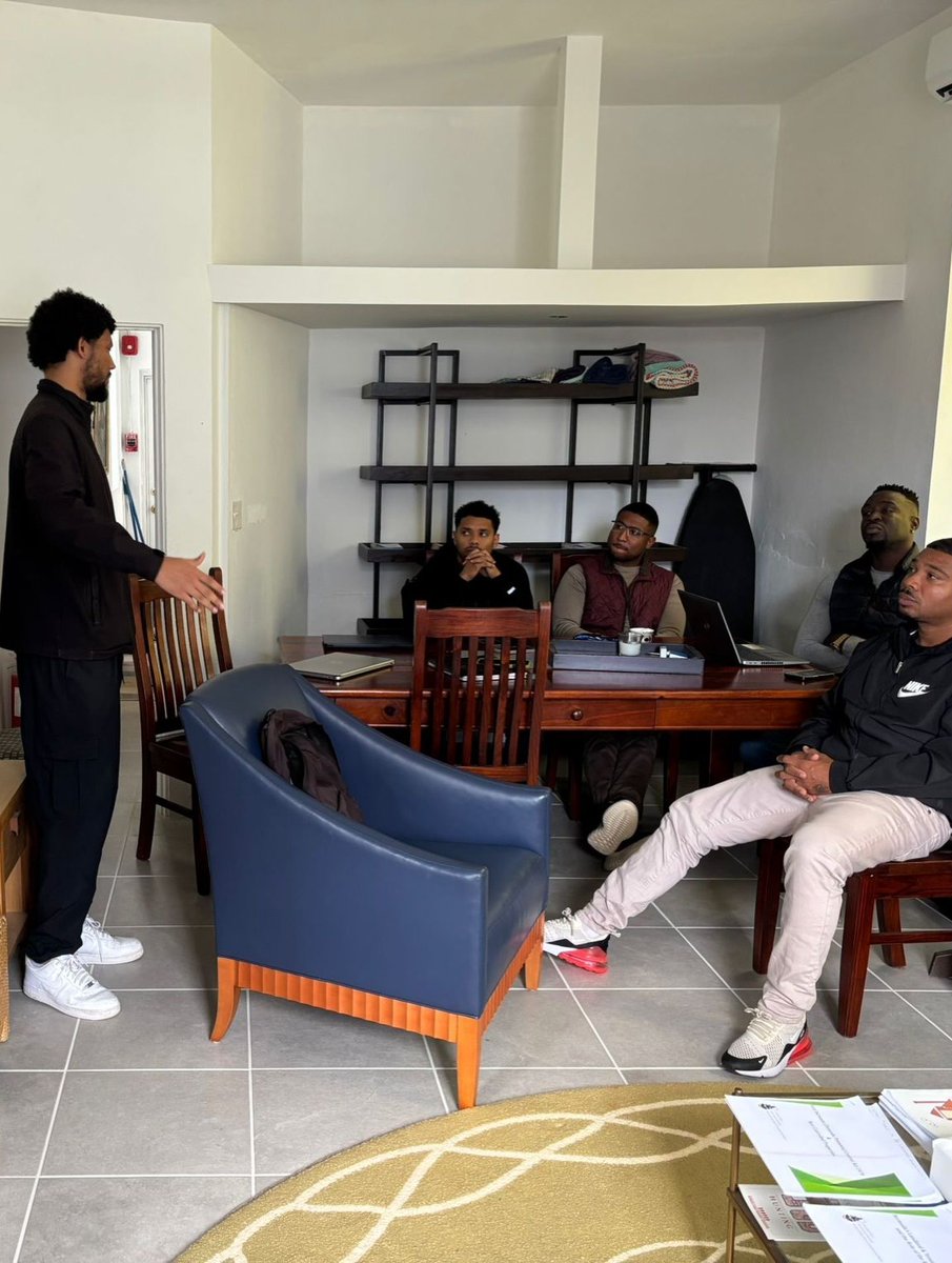 HOME Bermuda tweet media