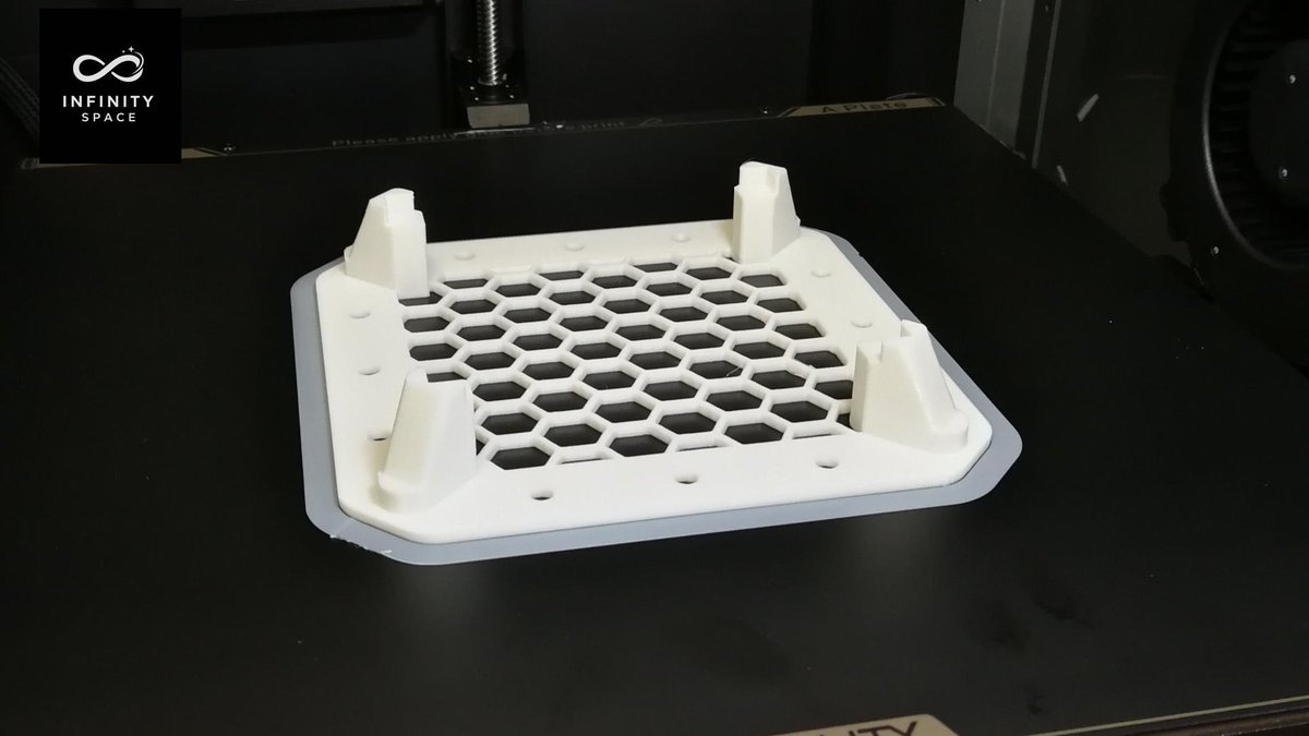 Infinity Space tweet media