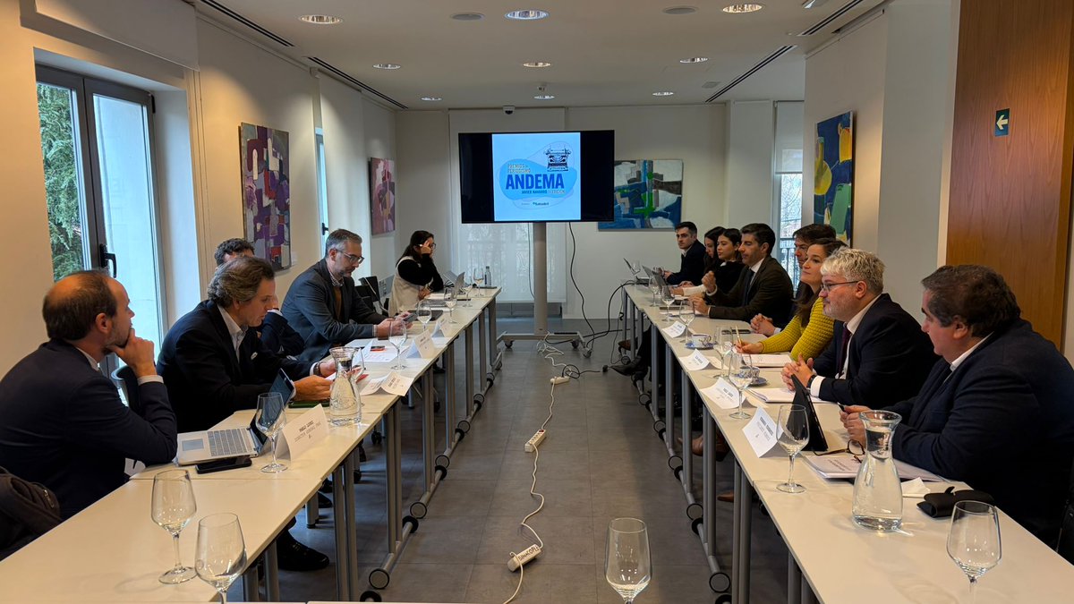 📢 Hoy hemos celebrado la reunión del jurado de los IV Premios de Periodismo Javier Navarro de #ANDEMA.

🏆 Los ganadores de esta edición se conocerán el 5 de marzo en la ceremonia de entrega.

Estos premios cuentan con la colaboración de <a href="/BancoSabadell/">Banco Sabadell</a>
#marcas