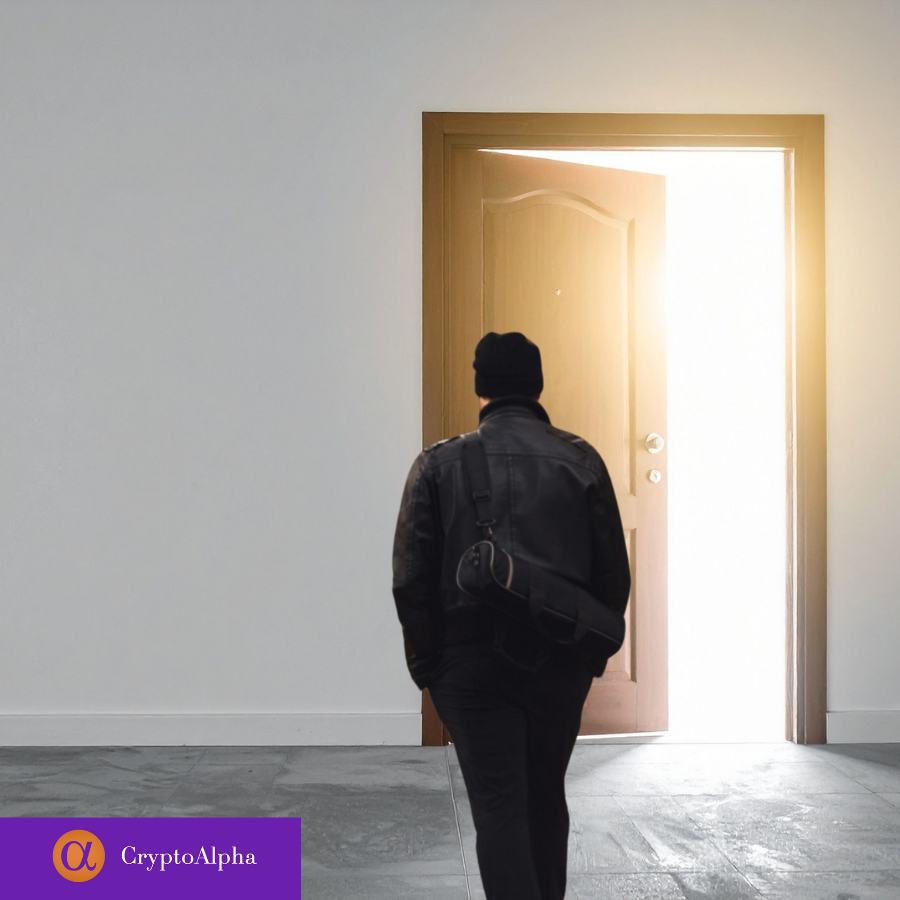 CryptoAlphaBook's tweet photo. I used to think I need the perfect entry.

… turns out the door was open. I just had to walk in. 😀 https://t.co/Vifmkj9x45