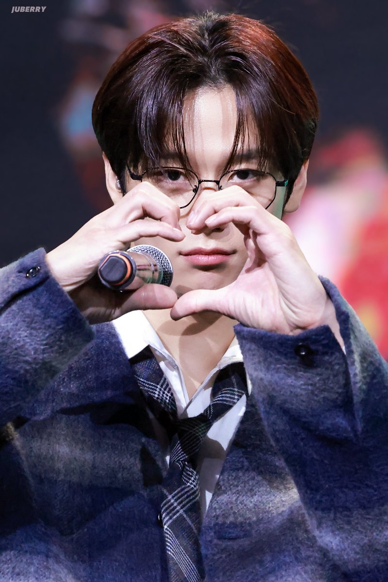 260125 아기 왕 하트 등장! 💖🫶
#주연 #JUYEON