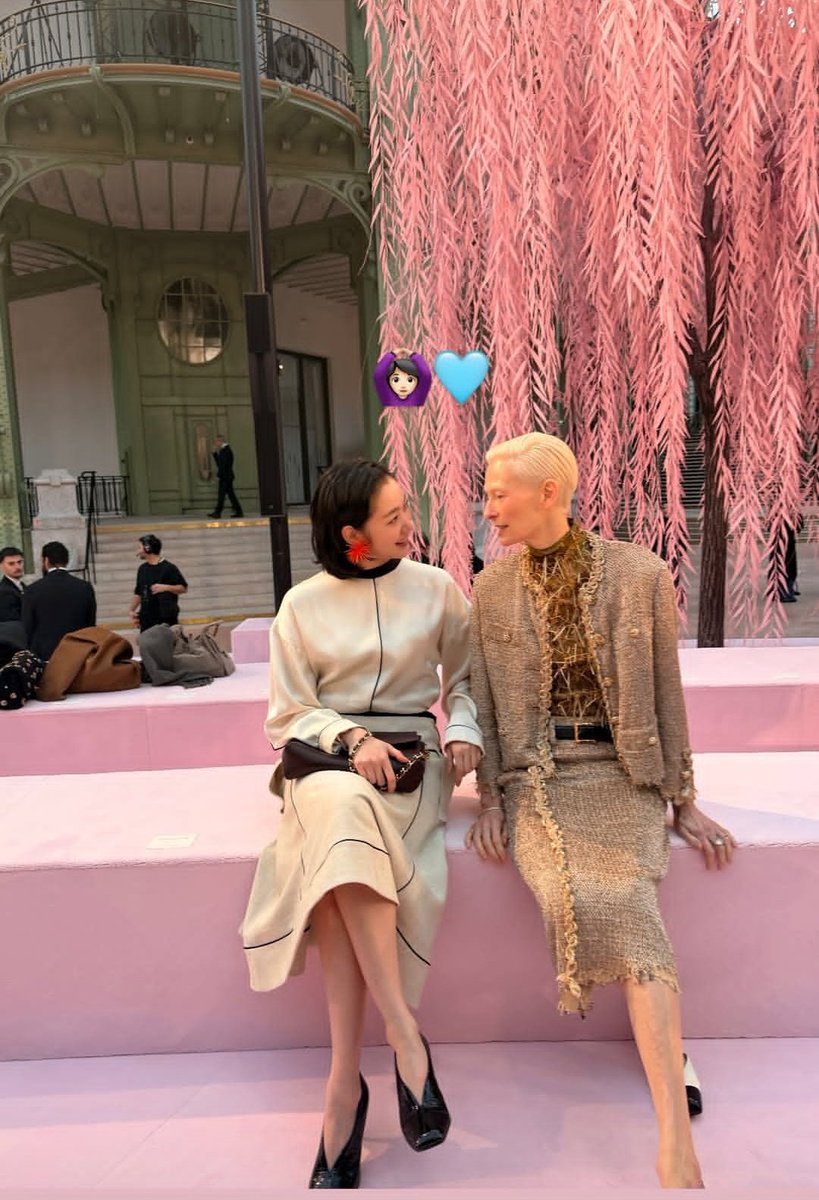 off_mineunph's tweet photo. #KimGoeun at the
#ChanelHauteCoutureSS2026😍😍😍

🎥/📸ctto https://t.co/O6D1OWuBuT
