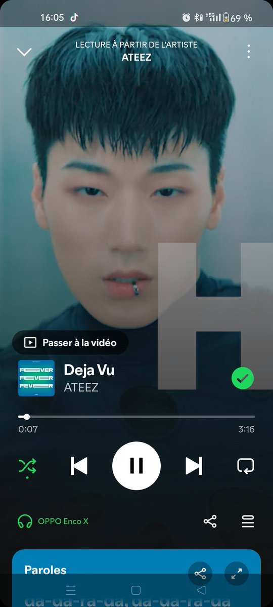 _elast_fr's tweet image. What is my Spotify doing?